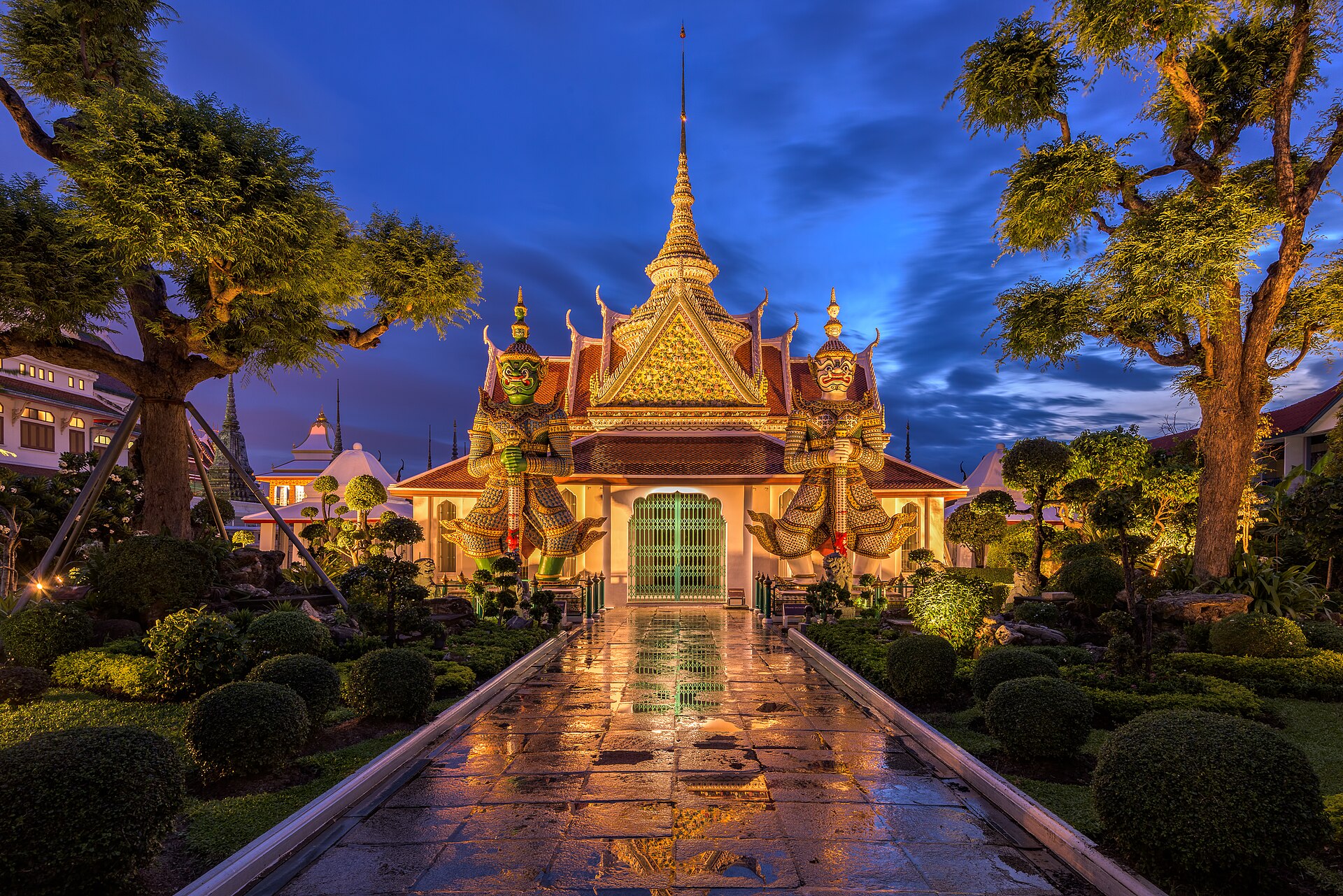 This is a photo of a monument in Thailand identified by the ID